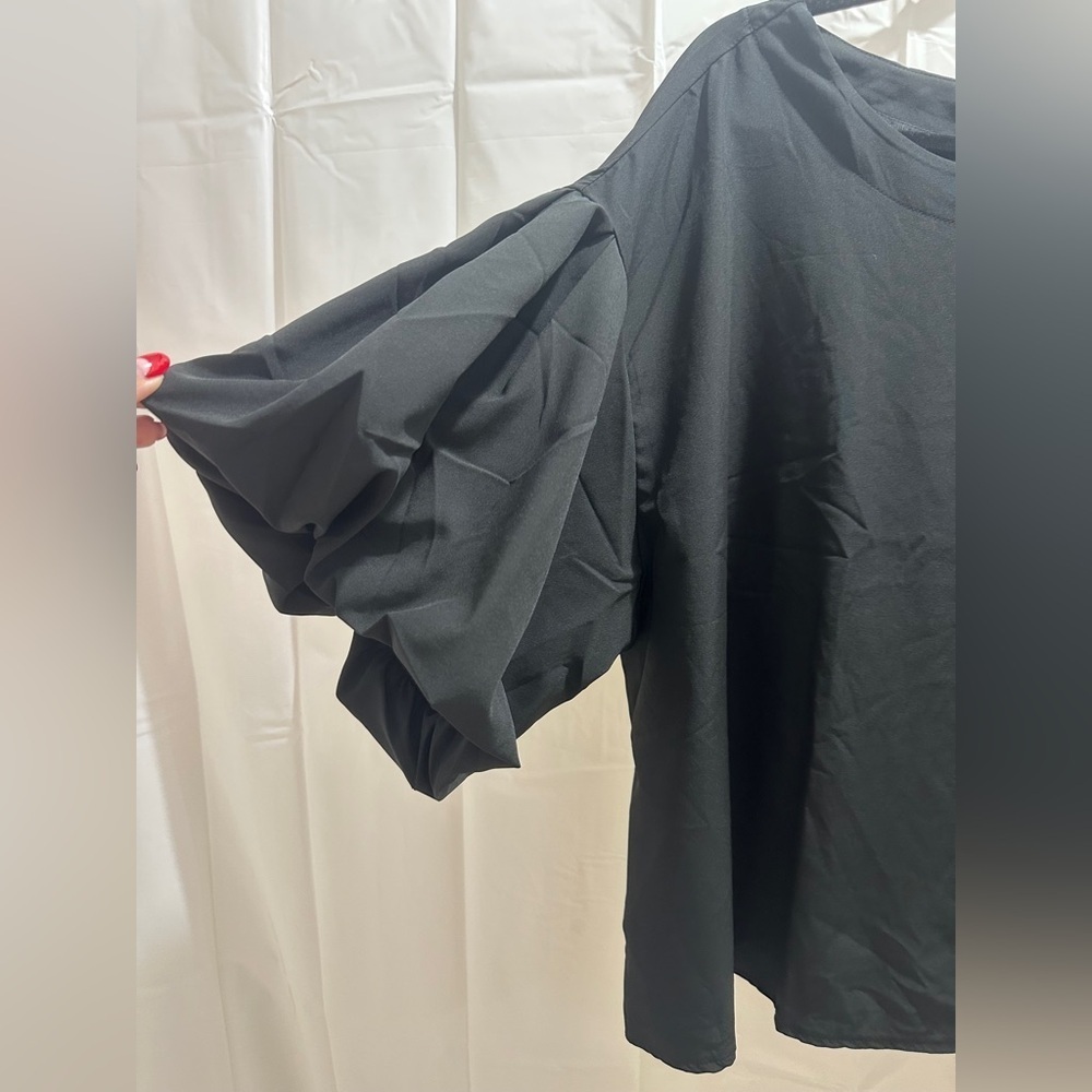 Curvy Girl Black Ruffle Sleeve Top 🆕 - Picture 5 of 5